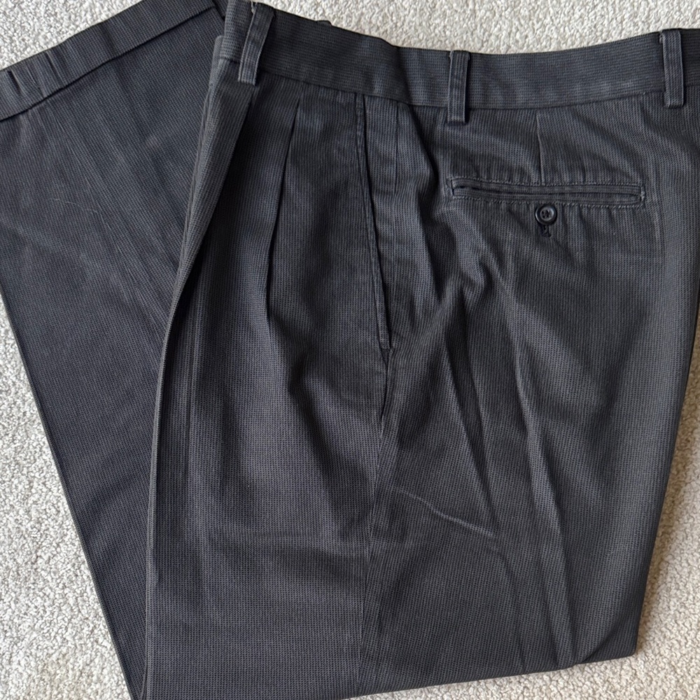 Bundle of 3 Pairs of Claiborne Pleated Cuffed Men's Classic Fit Pants - Picture 10 of 16